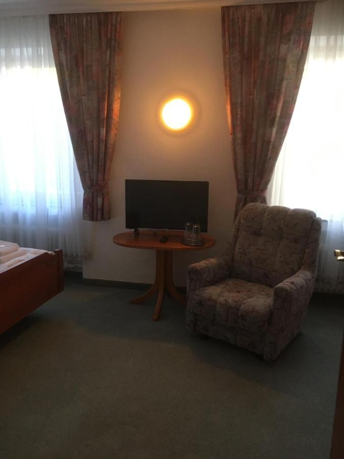 Hotel Hofgarten Бад Бухау Екстериор снимка